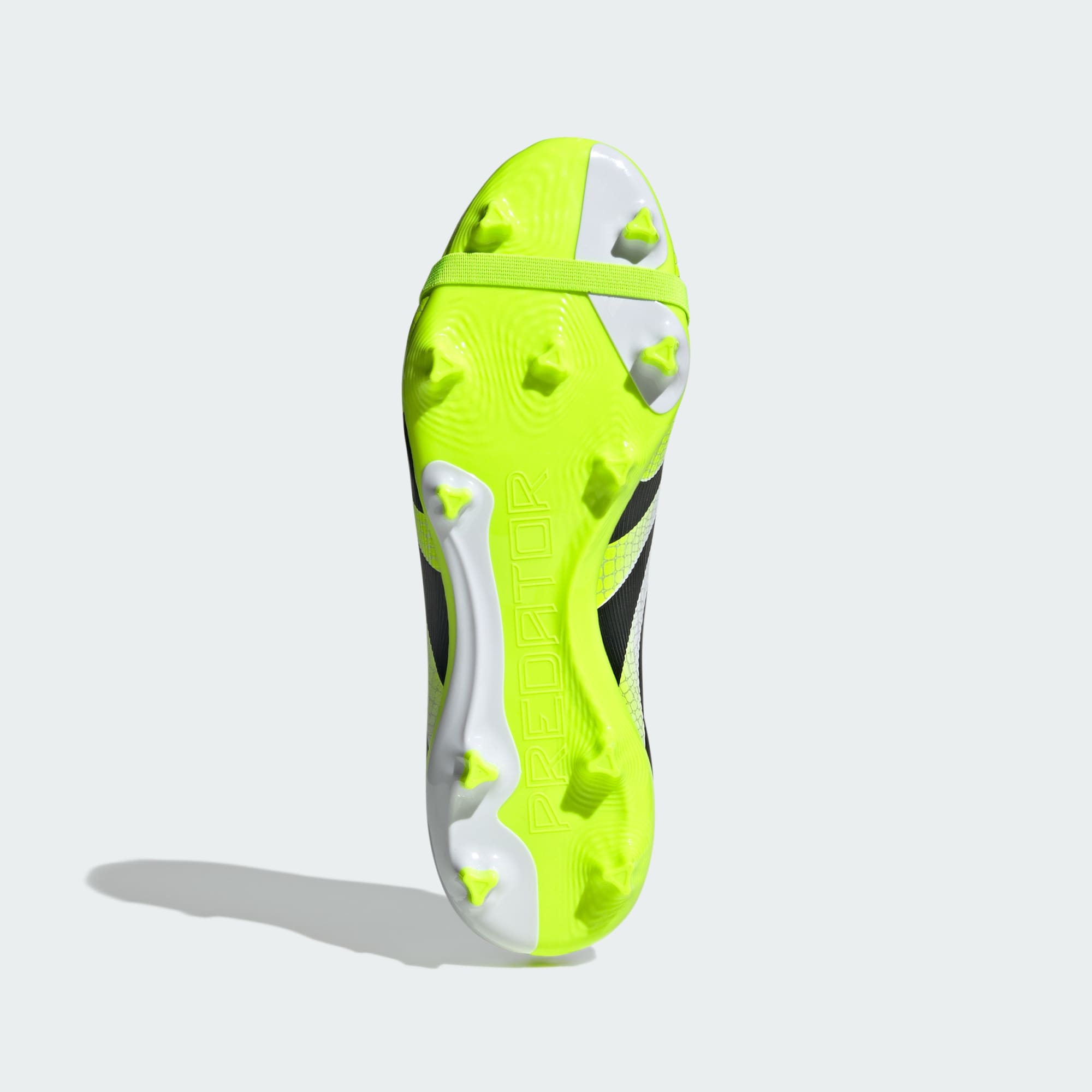Scarpa Predator League con linguetta ripiegata per terreni duri/multi terreni